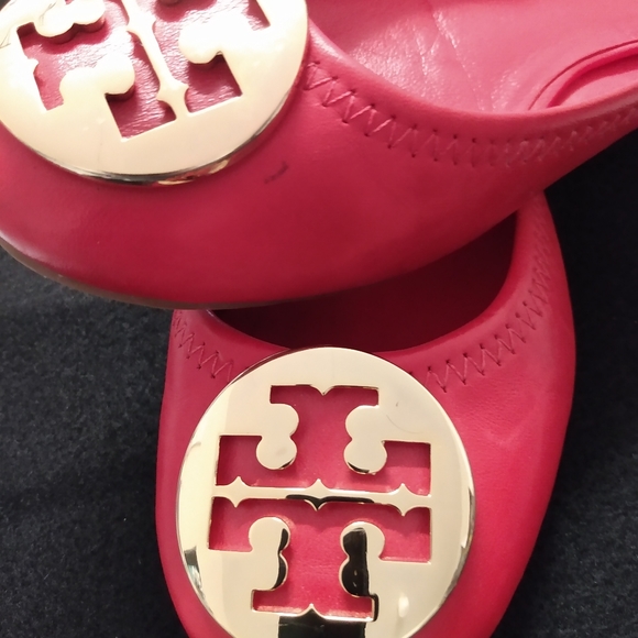 Tori Burch Red Slippers - Picture 8 of 13